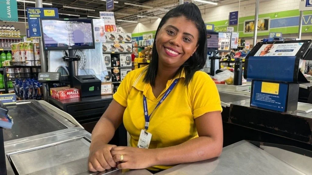 Escala 6x1 Funcionários Supermercados Farmácias