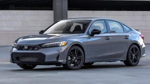 Honda Civic cinza, sedã que quase sumiu das concessionárias no Brasil em 2026