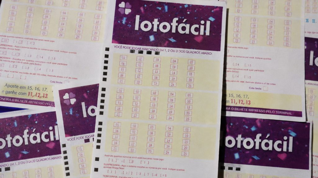 Lotofácil 3728 resultado