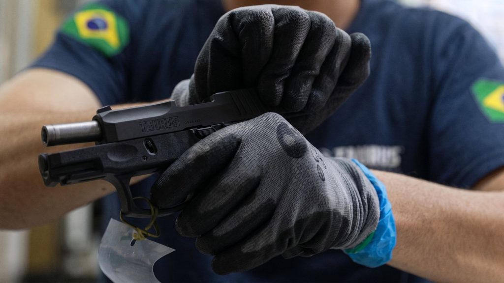 Porte de arma é aprovado para novas profissões