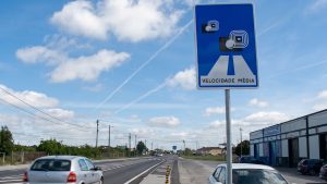 Radar de velocidade média motoristas