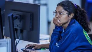 Senai Cursos técnicos de graça Auxílio