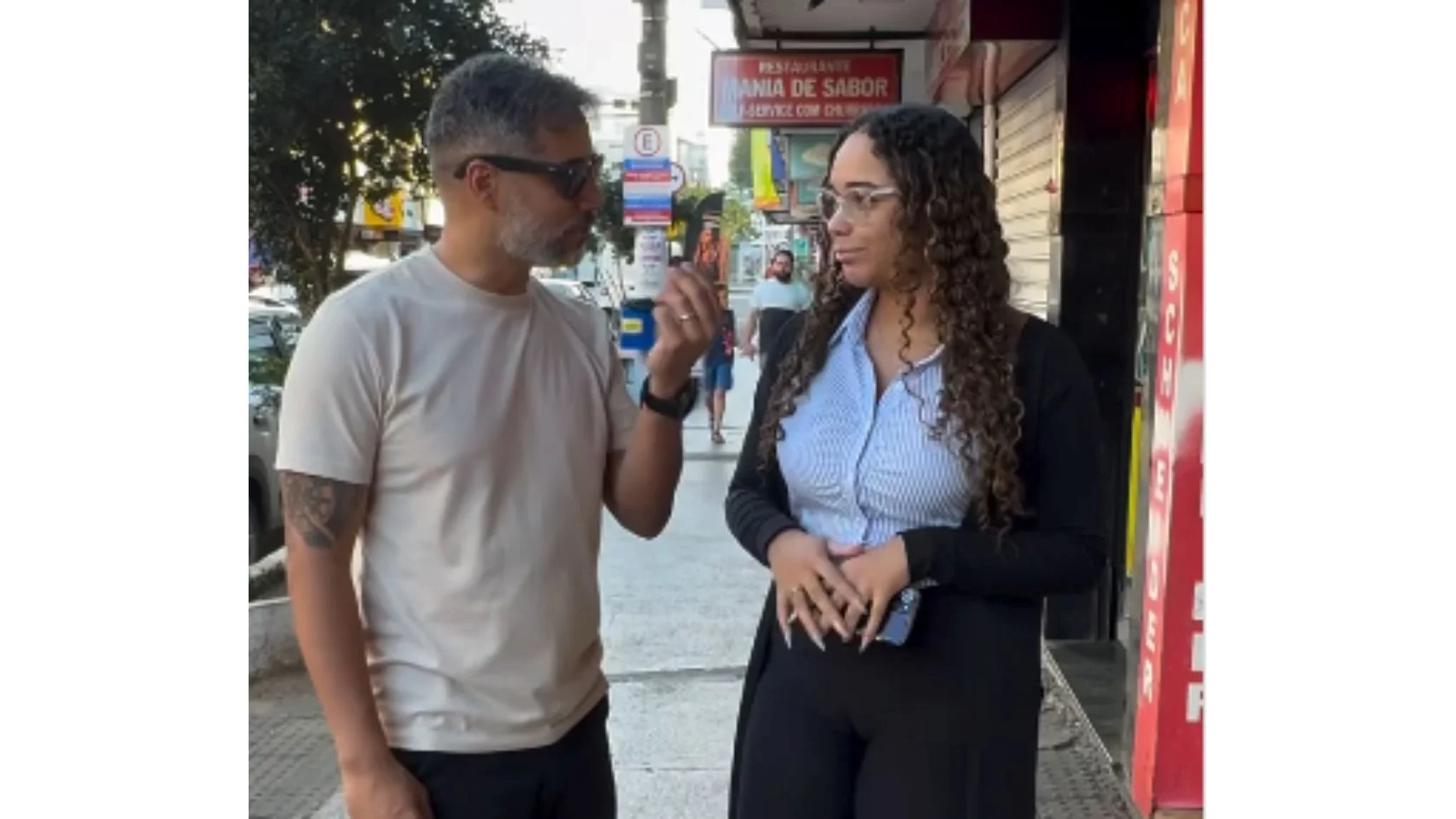 Danilo Moreira entrevista mulher em vídeo viral sobre a Serra ser perigosa
