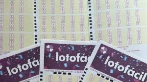Dezenas do resultado da Lotofácil 3755