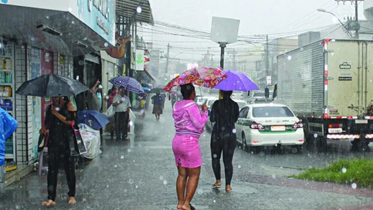 alerta de tempestade na Serra