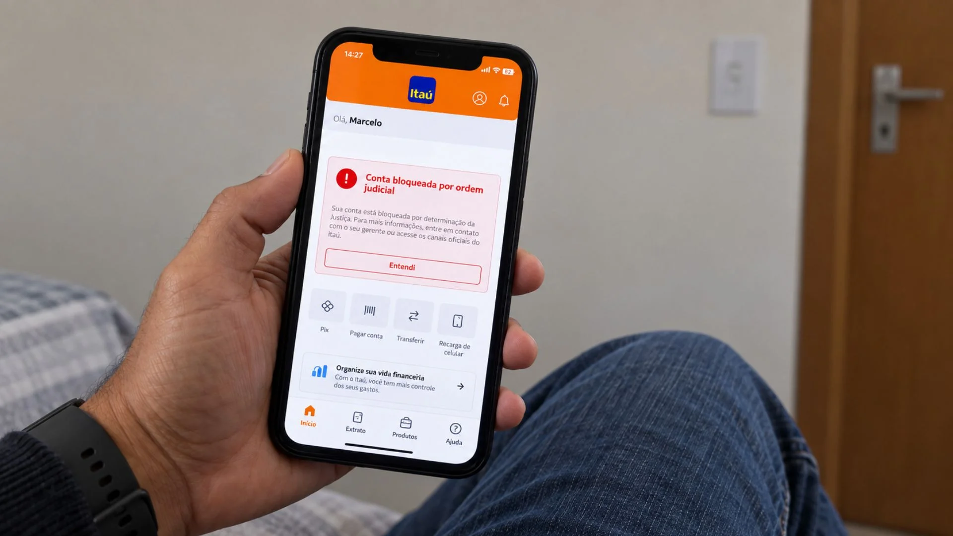 Clientes com dívidas Contas bancárias bloqueadas Justiça