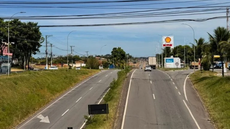 BR-101 interditada na Serra