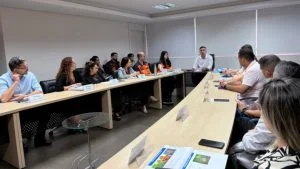 Prefeito Weverson Meireles conduz reunião do CICC El Niño na Serra com equipes da Defesa Civil e secretarias municipais