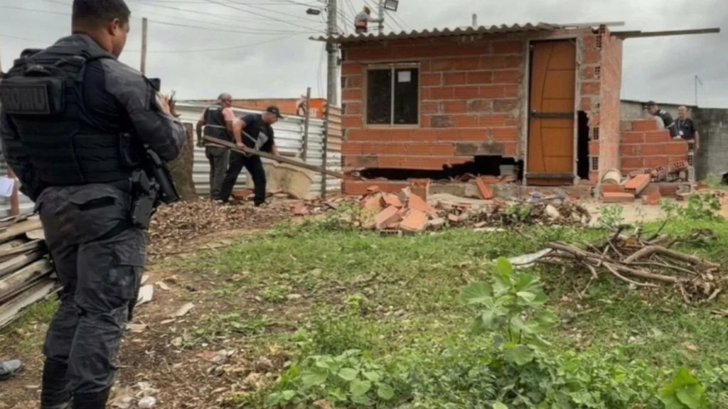 construção irregular na Serra