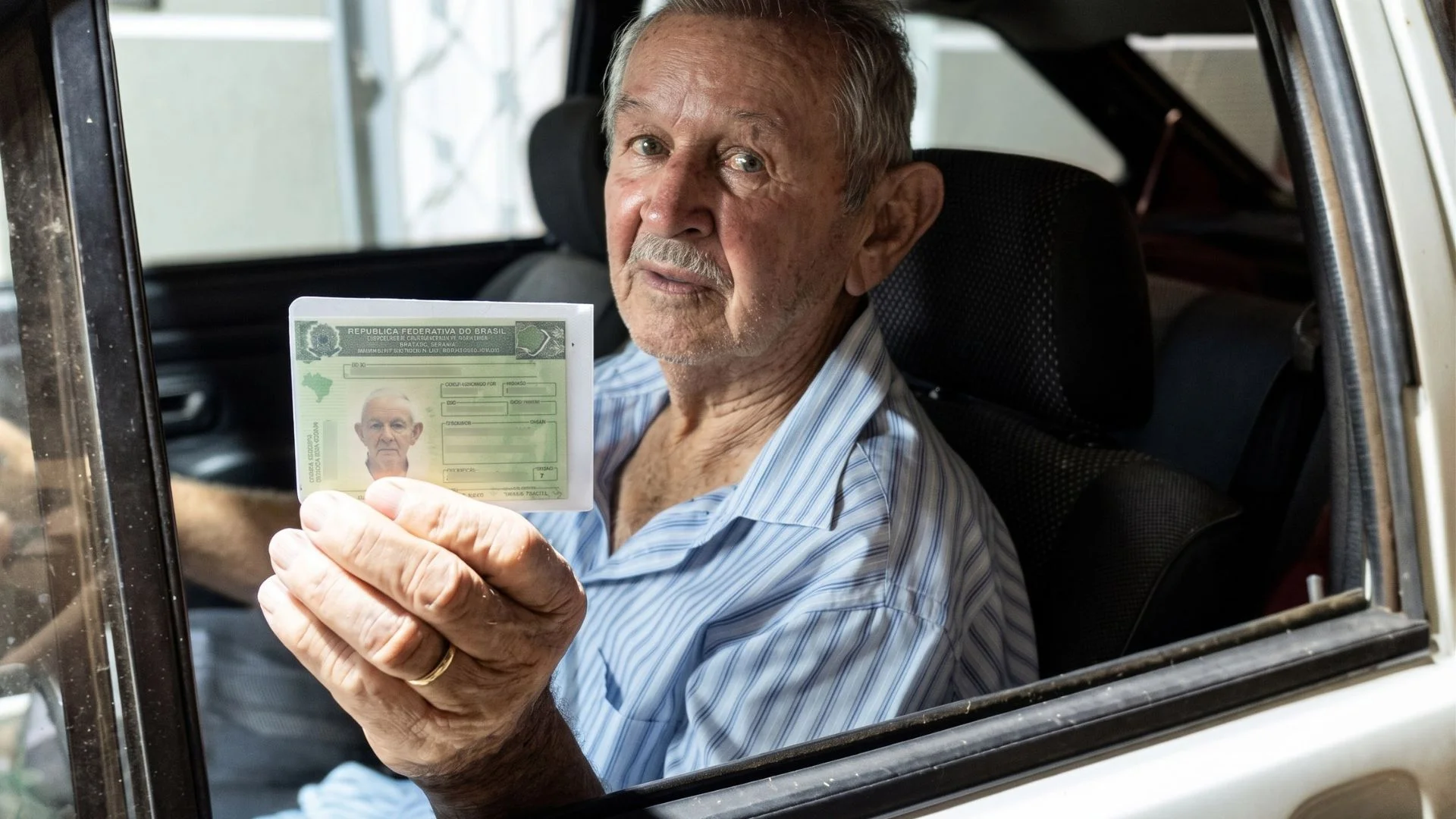 Motoristas e passageiros direito no trânsito